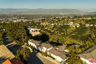 14652 Deervale Pl, Sherman Oaks, CA 91403 - Photo 37