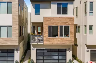 19 Ebb Tide Cir, Newport Beach, CA 92663 - Photo 33