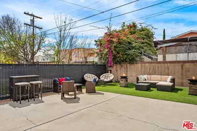 3011 Van Buren Pl, Los Angeles, CA 90007 - Photo 31