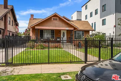 3011 Van Buren Pl, Los Angeles, CA 90007 - Photo 35