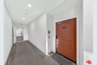 1026 S Oxford Ave #302, Los Angeles, CA 90006 - Photo 3
