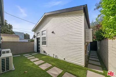 841 Oxford Ave, Marina del Rey, CA 90292 - Photo 25