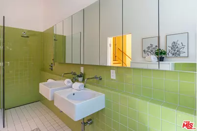 8754 Arlene Terrace, Los Angeles, CA 90046 - Photo 17