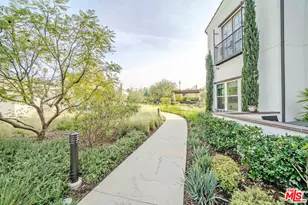 8900 Los Coyotes Ct, Buena Park, CA 90621 - Photo 33