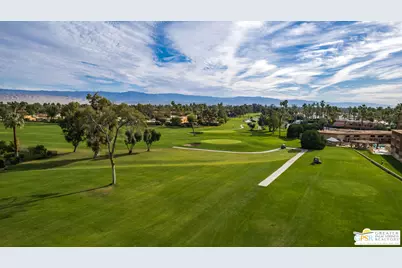 5300 E Waverly Dr #E8, Palm Springs, CA 92264 - Photo 23