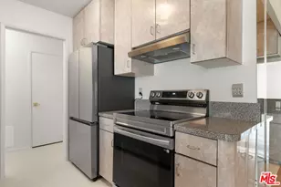 8530 Holloway Dr, West Hollywood, CA 90069 - Photo 9