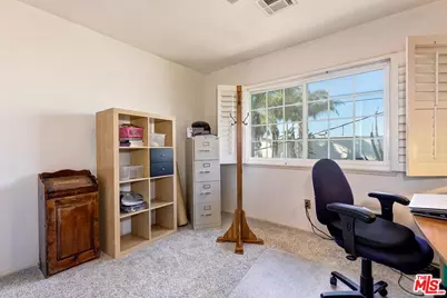 1657 E 218th St, Carson, CA 90745 - Photo 21