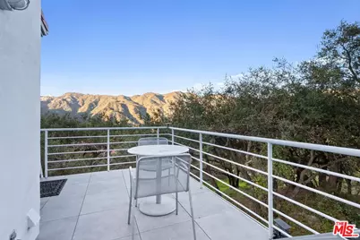 26207 Ingleside Way, Malibu, CA 90265 - Photo 13