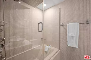 950 N Kings Rd, West Hollywood, CA 90069 - Photo 27