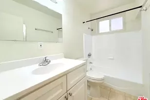 12325 Riverside Dr, Valley Village, CA 91607 - Photo 9