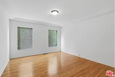 1042 S Crescent Heights Blvd, Los Angeles, CA 90035 - Photo 19