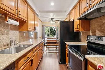 5845 Doverwood Dr #106, Culver City, CA 90230 - Photo 25