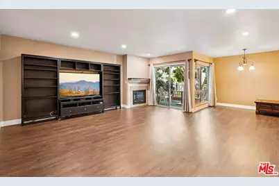 5845 Doverwood Dr #106, Culver City, CA 90230 - Photo 13