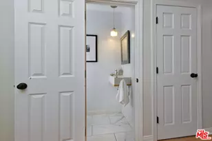 4170 Crisp Canyon Rd, Sherman Oaks, CA 91403 - Photo 27