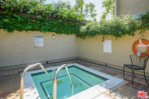 7439 Woodman Ave, Van Nuys, CA 91405 - Photo 19