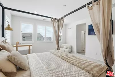 18112 Tableau Way, Santa Clarita, CA 91350 - Photo 33