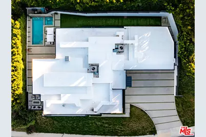 16366 Sloan Dr, Los Angeles, CA 90049 - Photo 3