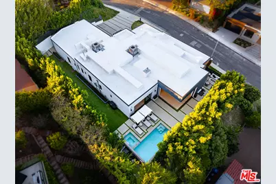 16366 Sloan Dr, Los Angeles, CA 90049 - Photo 5