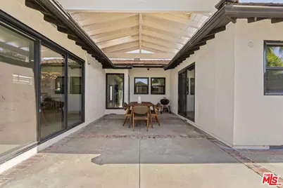 5253 Buffalo Ave, Sherman Oaks, CA 91401 - Photo 27