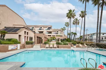 1200 Pacific Coast Hwy #305, Huntington Beach, CA 92648 - Photo 31