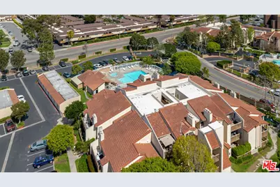 4852 Cabana Dr #202, Huntington Beach, CA 92649 - Photo 29