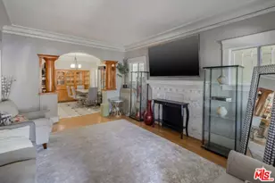 2822 S La Salle Ave, Los Angeles, CA 90018 - Photo 3