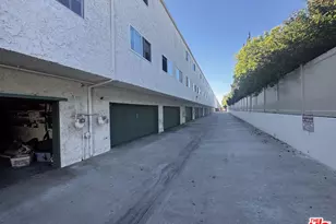 4924 McConnell Ave, Los Angeles, CA 90066 - Photo 27