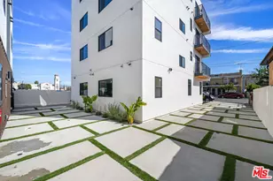 1933 Magnolia Ave, Los Angeles, CA 90007 - Photo 39