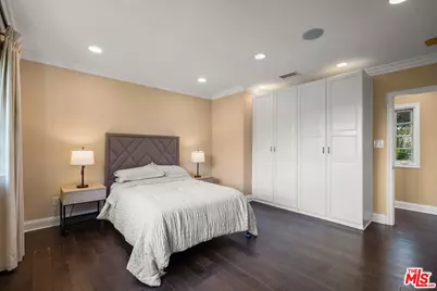 9023 Alto Cedro Dr, Beverly Hills, CA 90210 - Photo 63