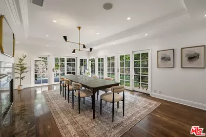 9023 Alto Cedro Dr, Beverly Hills, CA 90210 - Photo 15