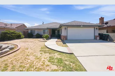 7154 California City Blvd, California City, CA 93505 - Photo 1