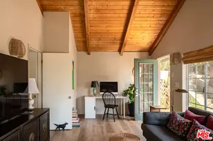 2109 Prospect Trail, Los Angeles, CA 90046 - Photo 11