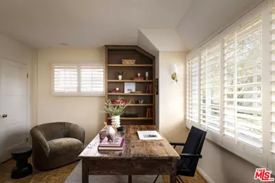 11611 Terryhill Pl, Los Angeles, CA 90049 - Photo 15