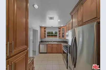 10014 Montgomery Ave, North Hills, CA 91343 - Photo 5