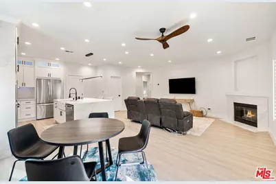 1079 Alta Cresta, Palm Springs, CA 92262 - Photo 9