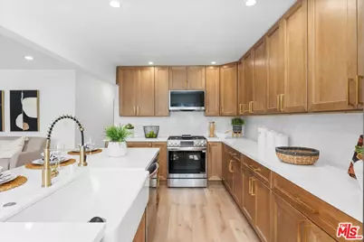 3815 W 60th St, Los Angeles, CA 90043 - Photo 5