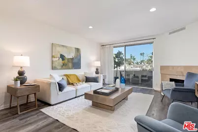 901 10th St #303, Santa Monica, CA 90403 - Photo 5