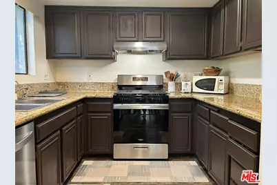 1450 W 146th St #14, Gardena, CA 90247 - Photo 11