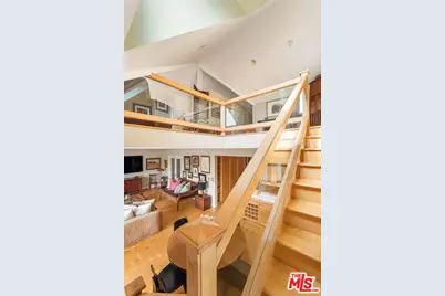 2536 Beverley Ave, Santa Monica, CA 90405 - Photo 27