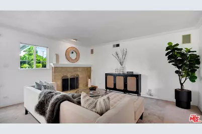 18501 Germain St, Porter Ranch, CA 91326 - Photo 7