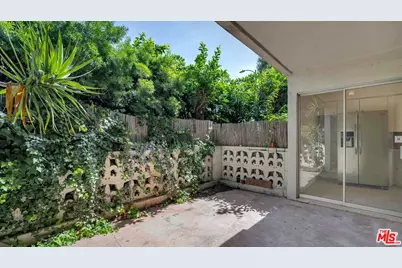 6251 Coldwater Canyon Ave #101, North Hollywood, CA 91606 - Photo 23