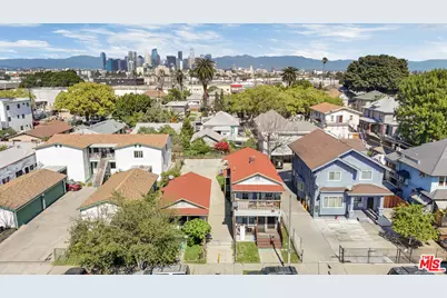139 E 36th Pl, Los Angeles, CA 90011 - Photo 1