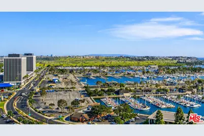 13600 Marina Pointe Dr #1906, Marina del Rey, CA 90292 - Photo 1