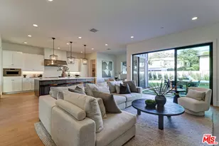 11729 Hartsook St, Valley Village, CA 91607 - Photo 7