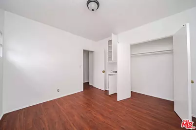932 Fedora St, Los Angeles, CA 90006 - Photo 17