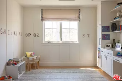 1367 Beckwith Ave, Los Angeles, CA 90049 - Photo 25