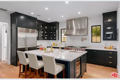 12739 Halkirk St, Studio City, CA 91604 - Photo 7