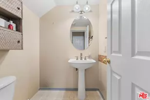 18604 Eos Ln, Canyon Country, CA 91351 - Photo 23