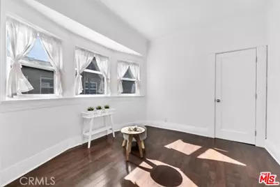 119 S Hobart Blvd, Los Angeles, CA 90004 - Photo 13