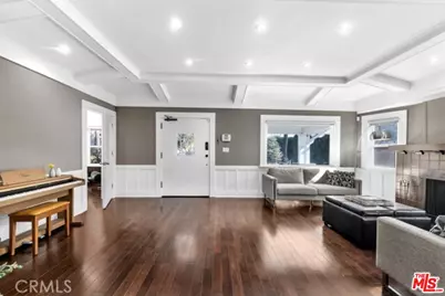 119 S Hobart Blvd, Los Angeles, CA 90004 - Photo 7